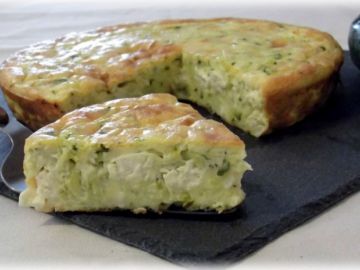 Clafoutis aux courgettes et à la feta Clafoutis aux courgettes et à la feta