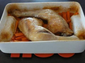 Poulet rôti et carottes confites au safran