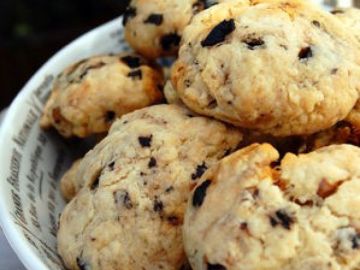 Cookies salés : chorizo, noix & olives noires Cookies salés : chorizo, noix & olives noires
