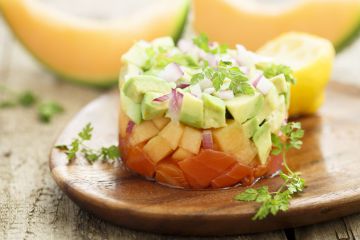 Tartare de saumon, avocat et melon Tartare de saumon, avocat et melon