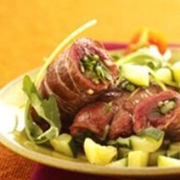 Paupiettes de bœuf aux herbes et courgettes croquantes Paupiettes de bœuf aux herbes et courgettes croquantes