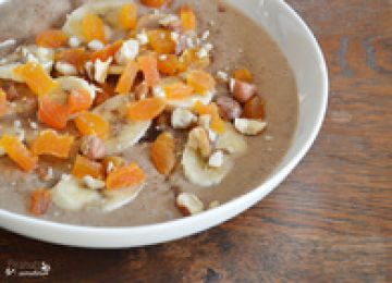 Porridge au quinoa et aux noisettes