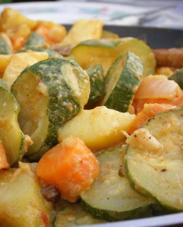 Curry de légumes au lait de coco Curry de légumes au lait de coco
