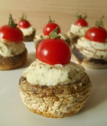Champignons farcis au fromage ail et fines herbes Champignons farcis au fromage ail et fines herbes
