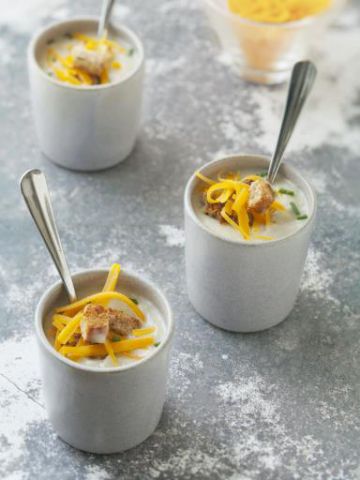 Velouté d'endive à la mimolette Velouté d'endive à la mimolette