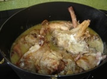 Lapin au roquefort-lardons