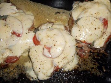Cotes de porc échine à la mozzarella fondante Cotes de porc échine à la mozzarella fondante