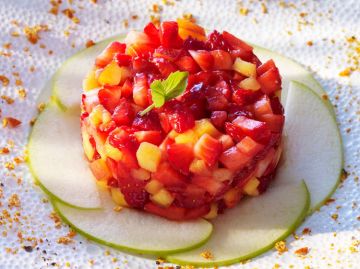 Tartare de fraises et nectarines Tartare de fraises et nectarines