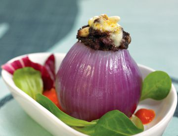 Oignons rouges farcis au boudin Oignons rouges farcis au boudin