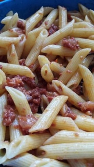 Penne au ragout de jambon cru Penne au ragout de jambon cru