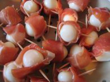 Oeufs de caille au jambon de Bayonne Oeufs de caille au jambon de Bayonne
