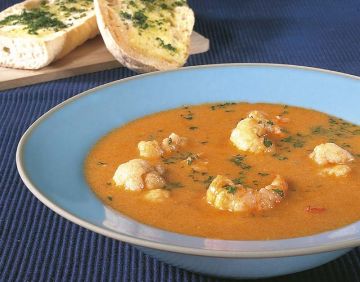 Soupe de scampis et pains à l'ail Soupe de scampis et pains à l'ail