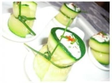 Bouchées de courgette à la mousse de crabe Bouchées de courgette à la mousse de crabe