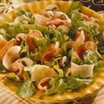 Salade de jambon sec, roquette et parmesan Salade de jambon sec, roquette et parmesan