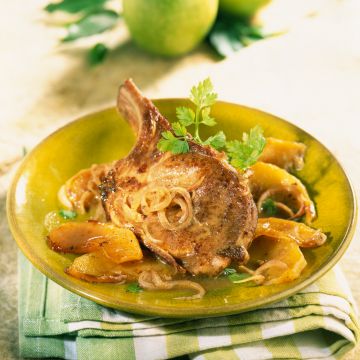 Côtes de porc à la normande Côtes de porc à la normande