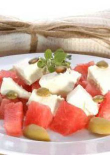 Salade au melon et au reblochon Salade au melon et au reblochon