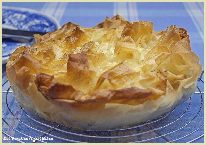 Croustillant aux pommes avec de la pâte filo, façon strudel Croustillant aux pommes avec de la pâte filo, façon strudel