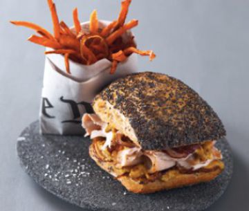 Sandwich de porc rôti au sel Sandwich de porc rôti au sel