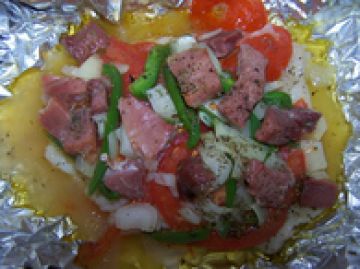 Papillotes de thon, jambon et ses légumes au vin blanc Papillotes de thon, jambon et ses légumes au vin blanc
