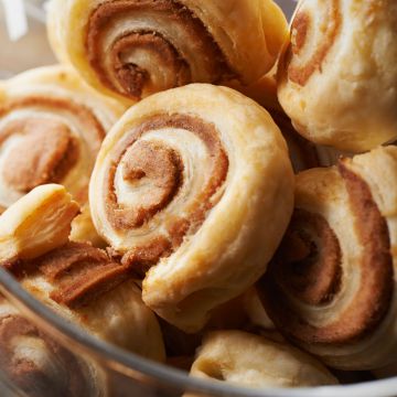 Feuilletés roulés au thon et fromage frais