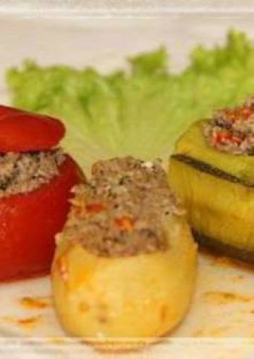 Légumes farcis : Pommes de terre, tomates et courgettes farcies en cocotte