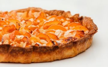 Tarte aux abricots et amandes