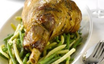 Gigot d'agneau aux deux haricots