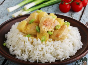 Poulet à l'ananas et lait de coco Poulet à l'ananas et lait de coco