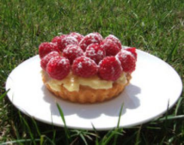 Tartelettes aux sablés bretons, coco aux framboises Tartelettes aux sablés bretons, coco aux framboises
