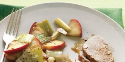 Pork Tenderloin with Sautéed Apples and Leeks Pork Tenderloin with Sautéed Apples and Leeks