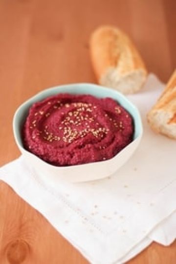 Dip à la betterave et au sésame Dip à la betterave et au sésame