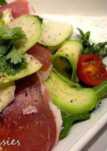 Salade de jambon cru, avocat et pomme verte Salade de jambon cru, avocat et pomme verte