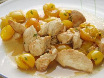 Emincé de poulet aux mirabelles Emincé de poulet aux mirabelles