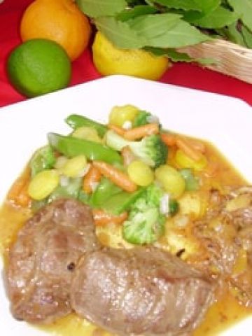 Estouffade de joues de porc miel-agrumes Estouffade de joues de porc miel-agrumes