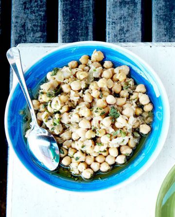 Salade de pois chiches à la morue et coriandre Salade de pois chiches à la morue et coriandre