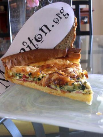 Tarte légère courgettes, jambon et chèvre gratiné Tarte légère courgettes, jambon et chèvre gratiné