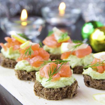 Toasts avocat-saumon Toasts avocat-saumon