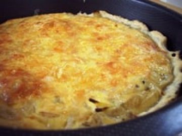 Quiche à l'oignon végétarienne Quiche à l'oignon végétarienne
