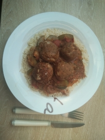 Courgettes et boulettes de viande façon Mämy Courgettes et boulettes de viande façon Mämy