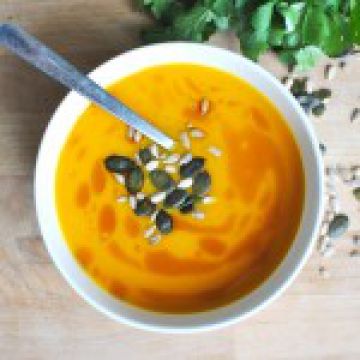 Soupe potimarron, patate douce, lait de coco Soupe potimarron, patate douce, lait de coco