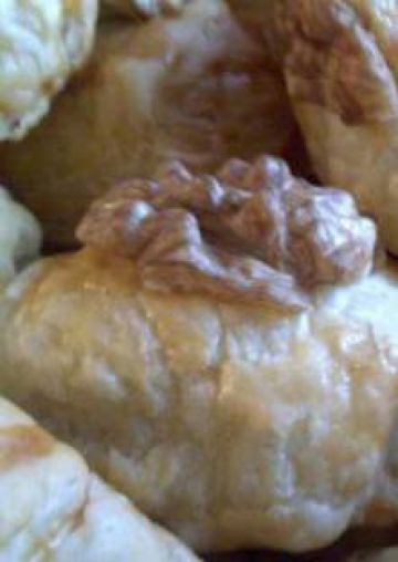 Feuilleté au comté et aux noix Feuilleté au comté et aux noix