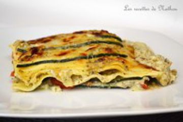 Lasagnes végétariennes de courgettes, tomates cerise et pesto Lasagnes végétariennes de courgettes, tomates cerise et pesto