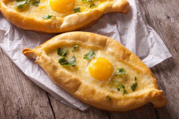 Egg boat au parmesan Egg boat au parmesan