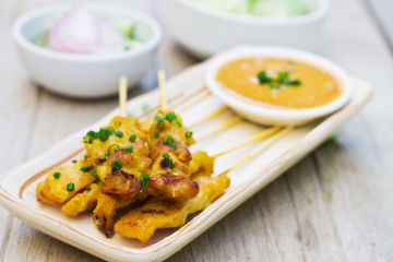 Brochettes de dinde marinées au gingembre et curry Brochettes de dinde marinées au gingembre et curry