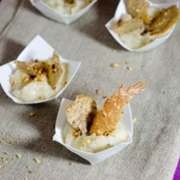 Verrine de purée de topinambours à l'huile d'argan et tuile aux noisettes Verrine de purée de topinambours à l'huile d'argan et tuile aux noisettes