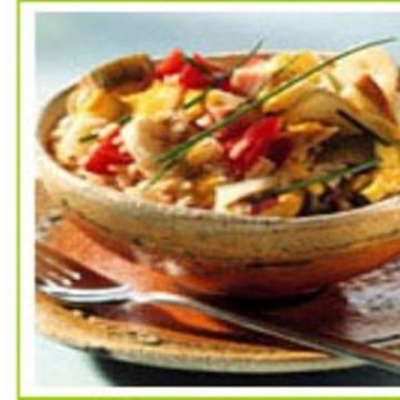 Salade de riz aux pommes, à la banane et au jambon Salade de riz aux pommes, à la banane et au jambon