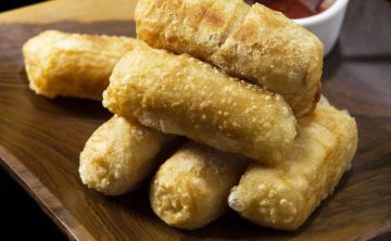 Tequeños (beignets frits à la feta) Tequeños (beignets frits à la feta)
