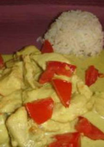 Poulet au curry et au lait de coco Poulet au curry et au lait de coco