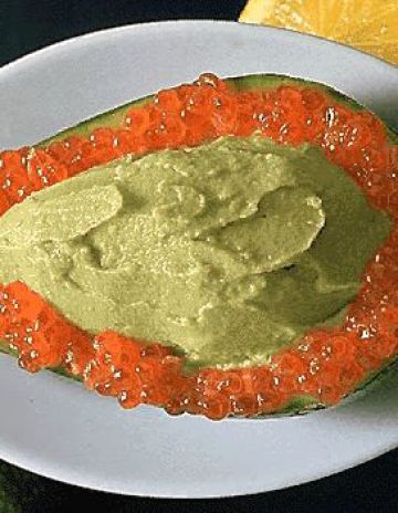 Avocats aux oeufs de saumon Avocats aux oeufs de saumon
