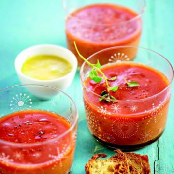 Gaspacho de tomates à l'aïoli Gaspacho de tomates à l'aïoli
